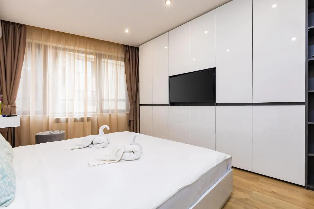 Duos Of Delight Matching Urban Apartments For Your Plovdiv Adventure 0*,